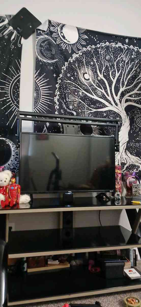 entertainment center plus 32 tv