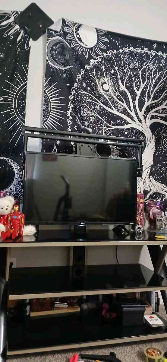 entertainment center plus 32 tv