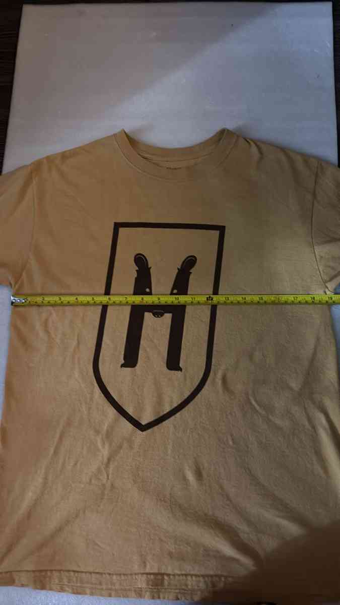 Harry Potter and the Cursed Child Hufflepuff TShirt Size M