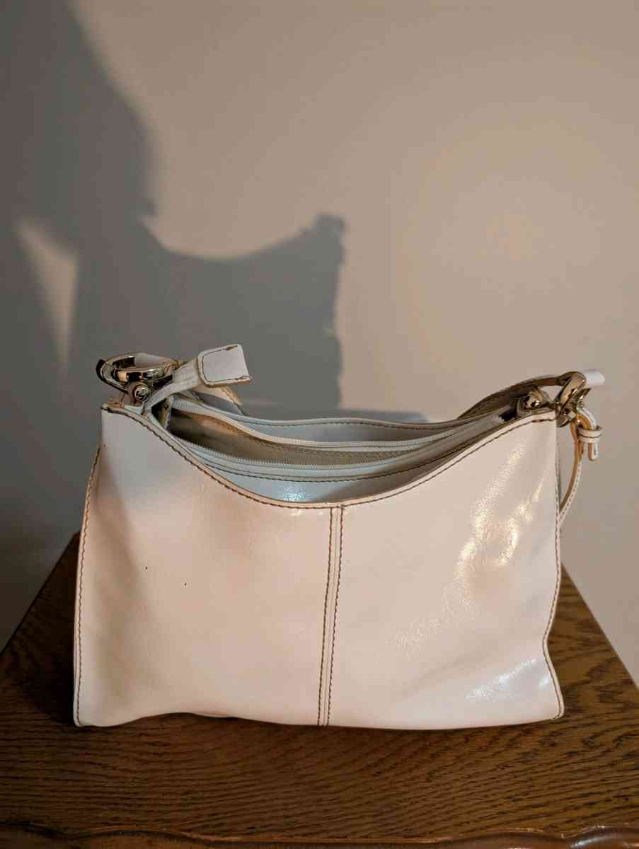 Elegant Cream Handbag