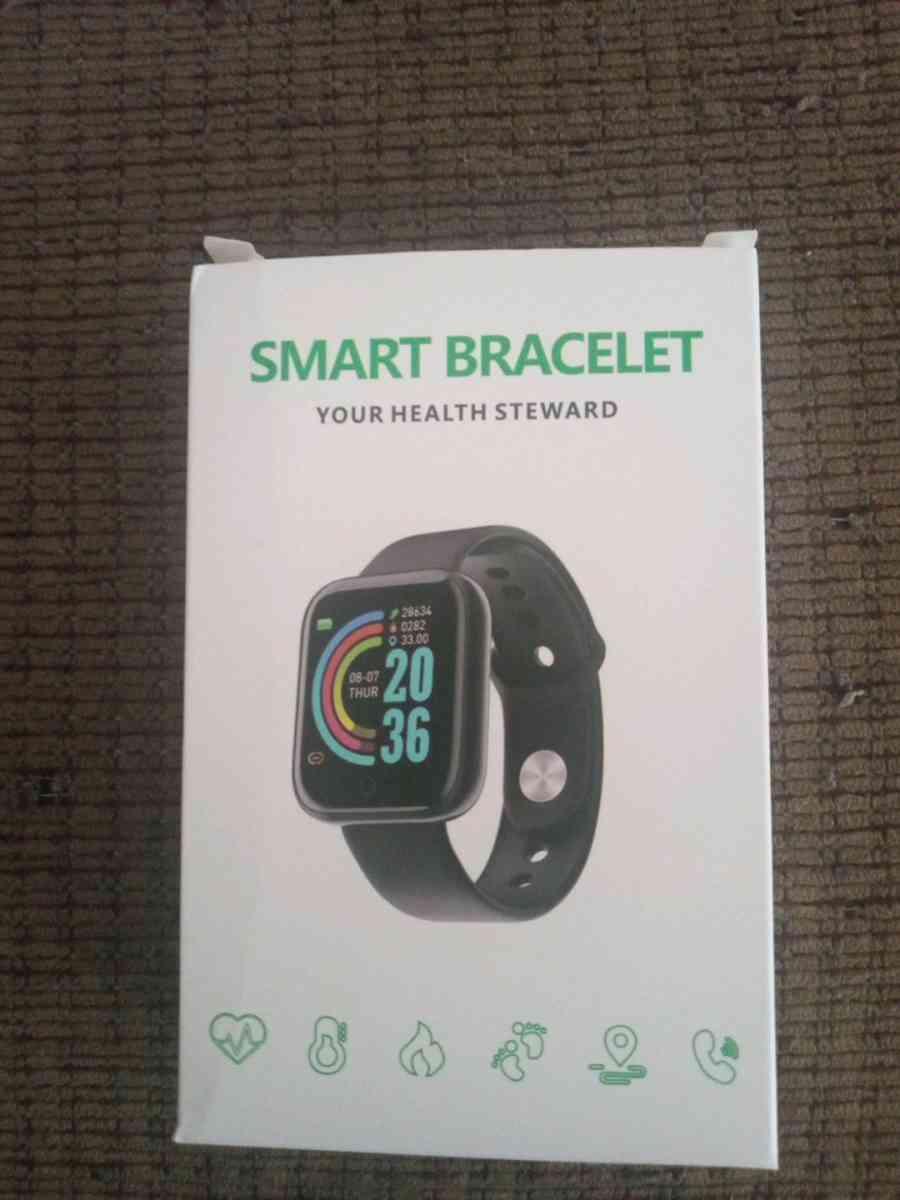 smart bracelet health tracker