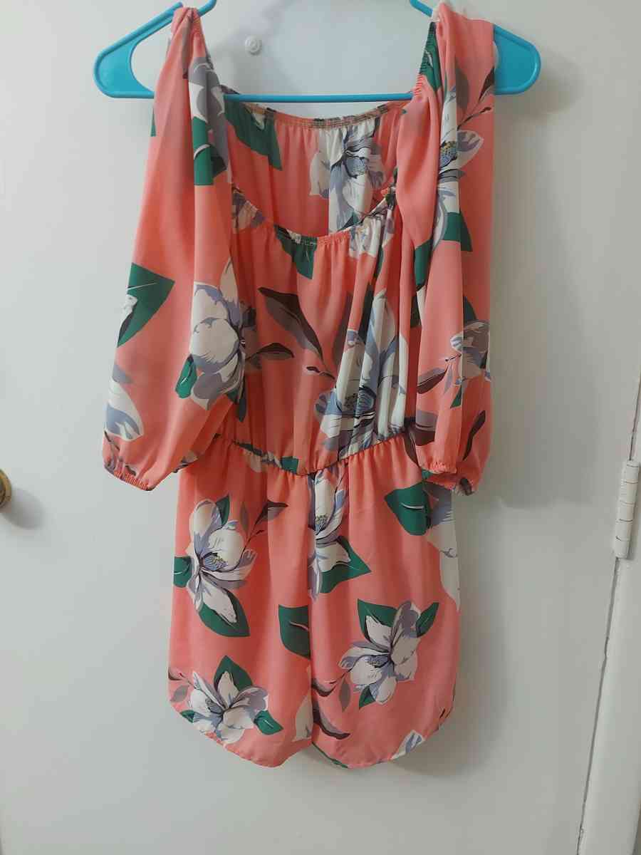 Sage Floral Romper Size S Oversized