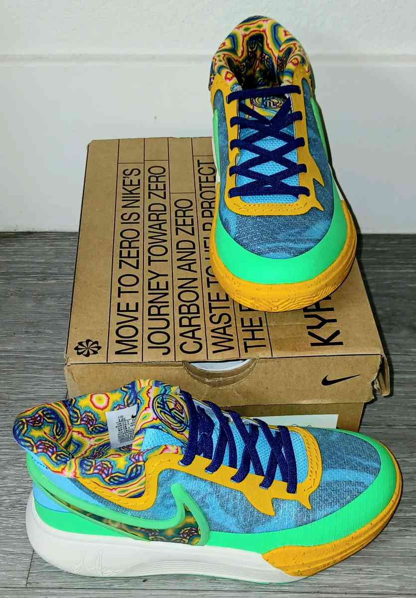 Nike Kyrie Irving 8 GO SE