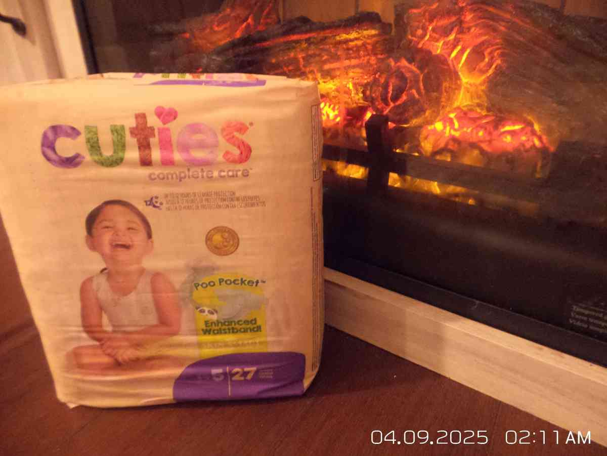Cuties Diapers Size 5