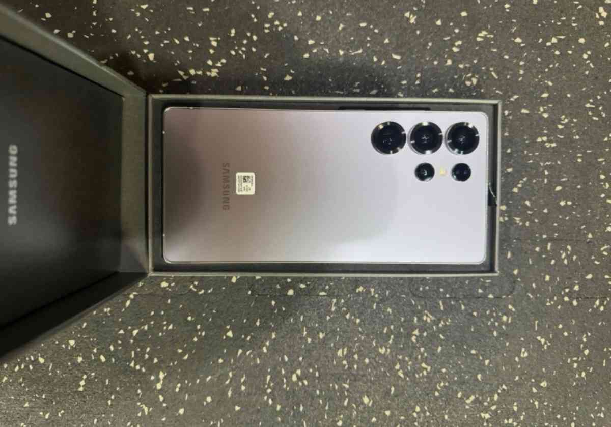 Brand new Samsung galaxy S 25 ultra