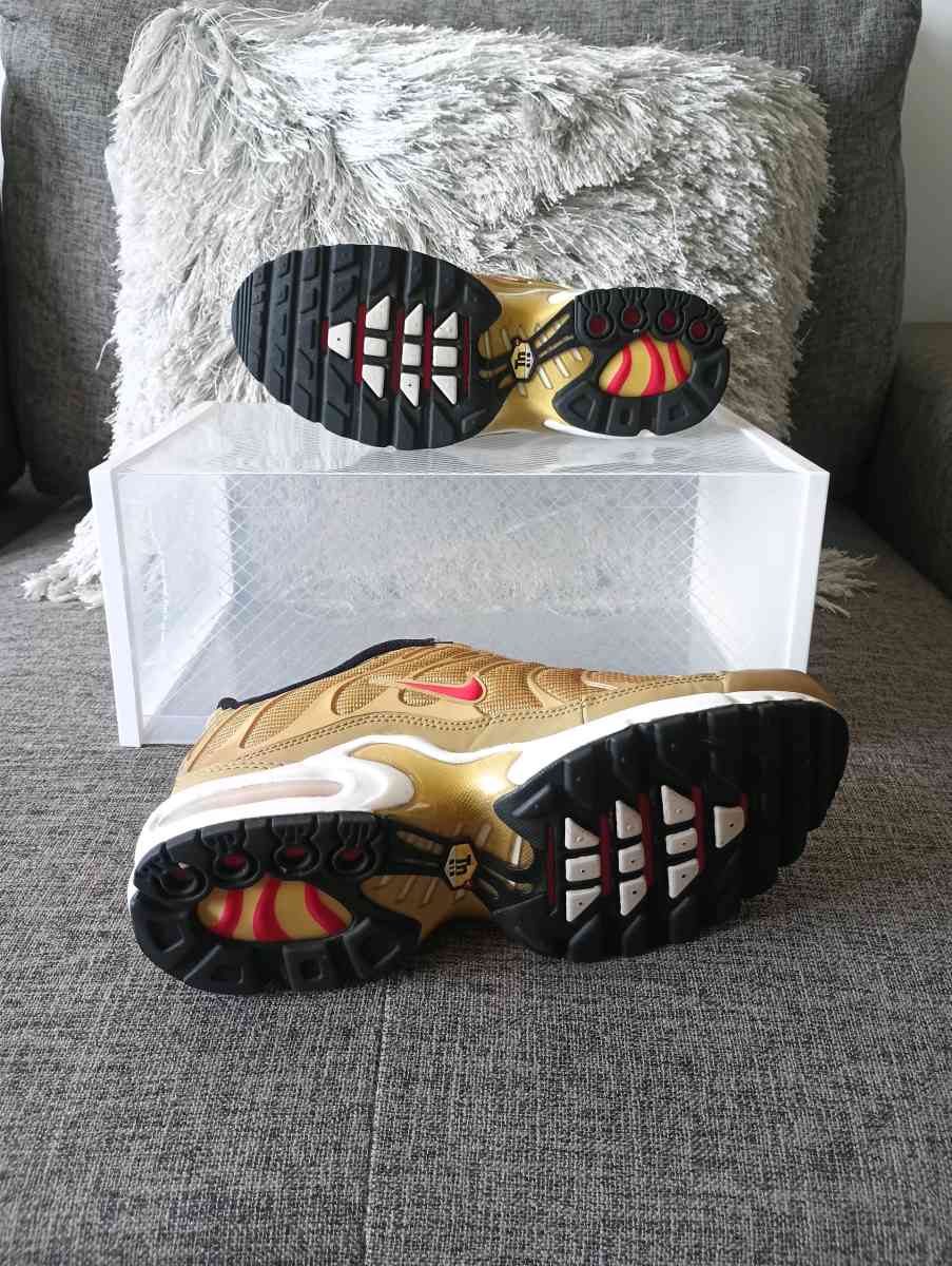 Nike Air Max Plus TN BG Metallic Gold Red Reflective Sz 65y