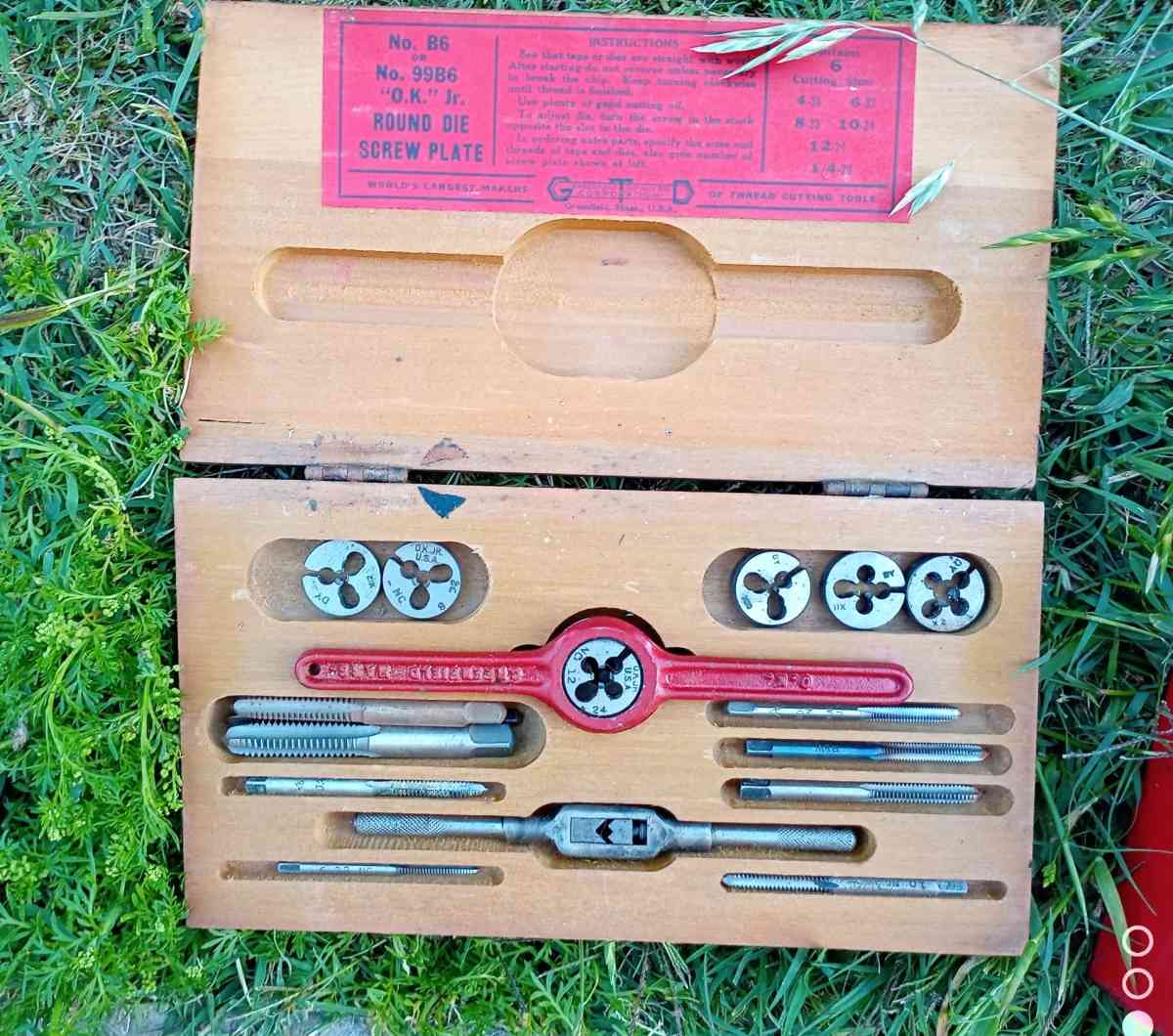 Tap and Die Set
