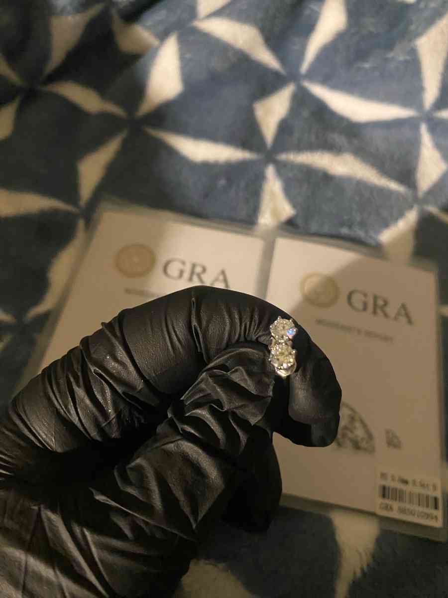 Lab Grown Diamond Stud Earrings