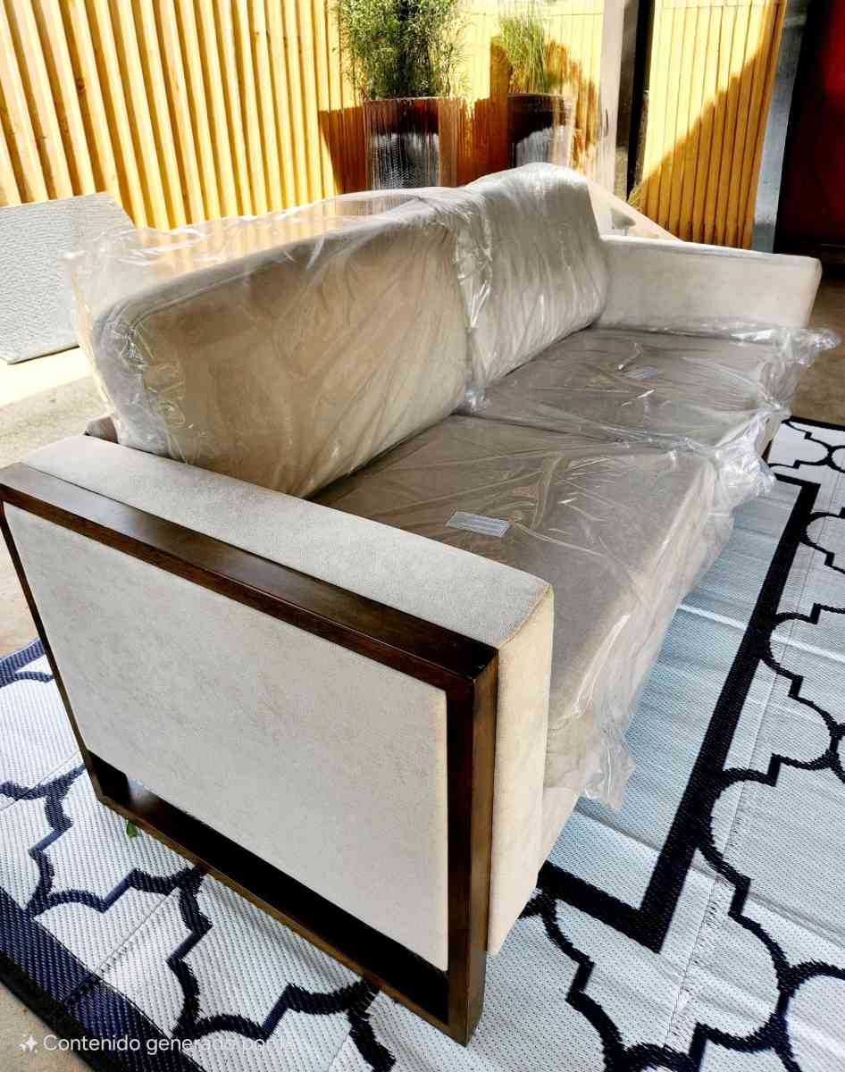 Loveseat Sofa Modern Sofa with Solid Wood Legs Elegant Comfo