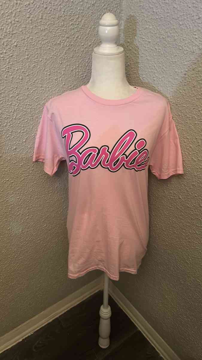 Barbie Official Living the Dream Life Pink TShirt Size S