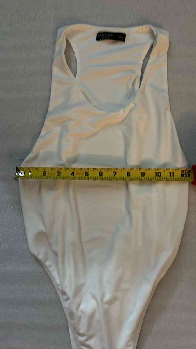 SHEIN Curve White Cutout Back Bodysuit  Size 1XL Spring Summ