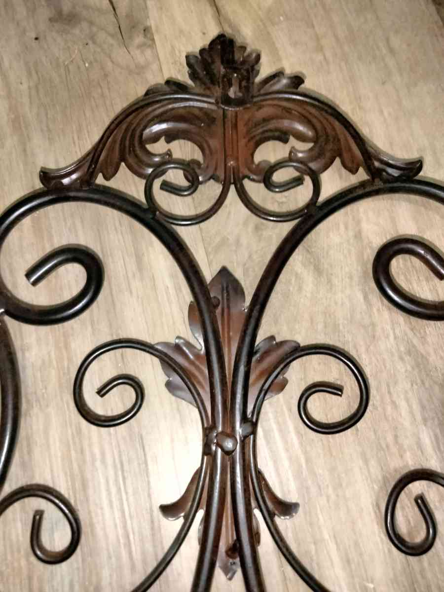 Ornate Metal IvyOak Leaf Wall Decor Only 2 left available