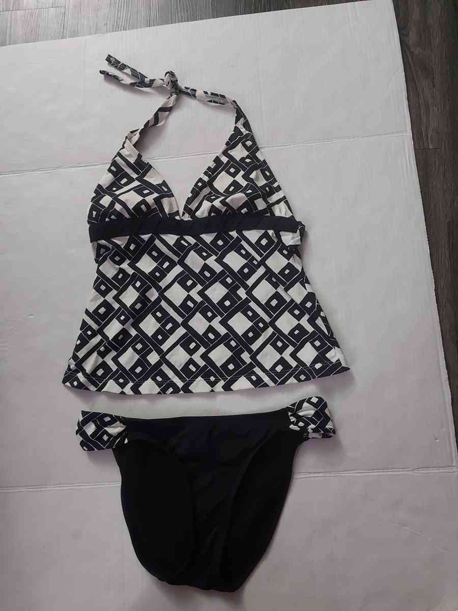 JAG Two Piece Geometric Halter Black White Bikini Size S