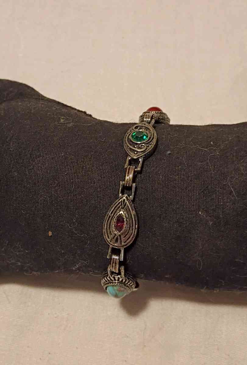 Vintage Sarah Coventry colorful bracelet