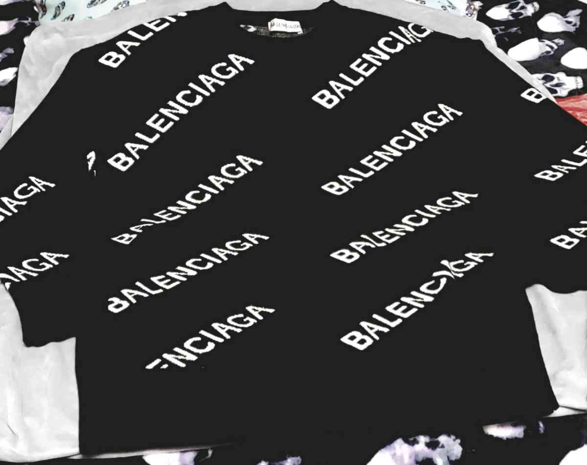 balenciaga sweater