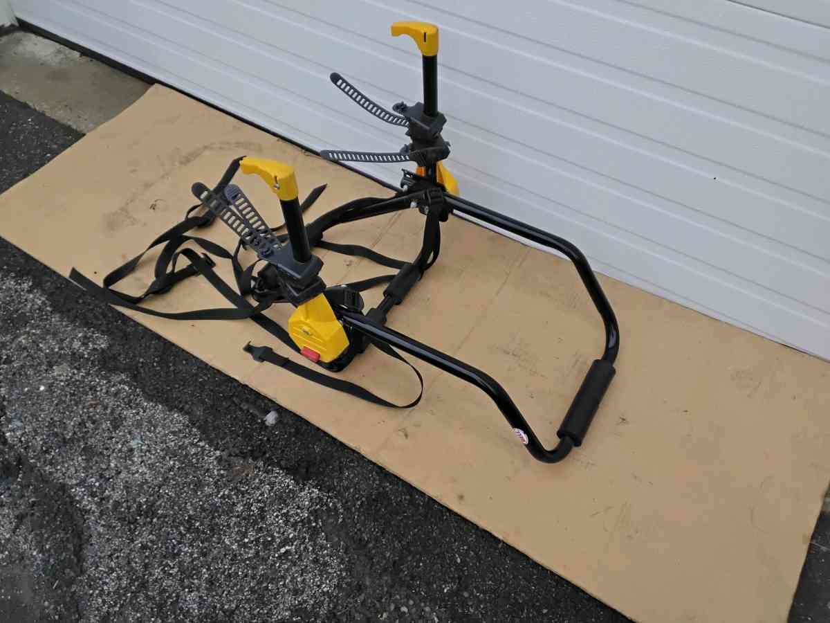 Nice Black Car or SUV Bicycle Rack made by Bell Like New