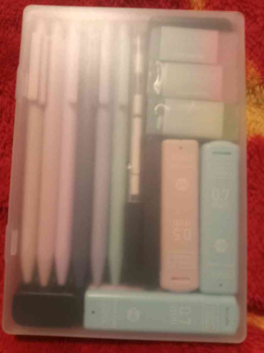 art set lead pencil with candles