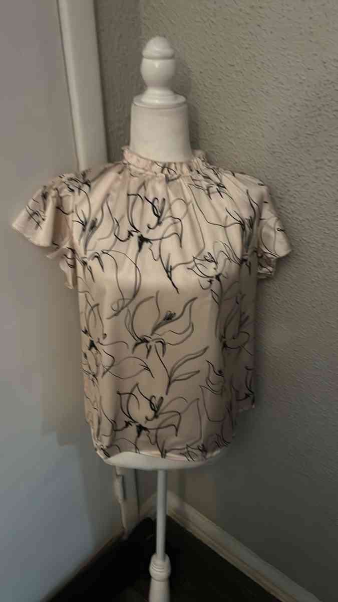 SHEIN BIZwear Floral Print Multicolor Top Size XS Lightweigh