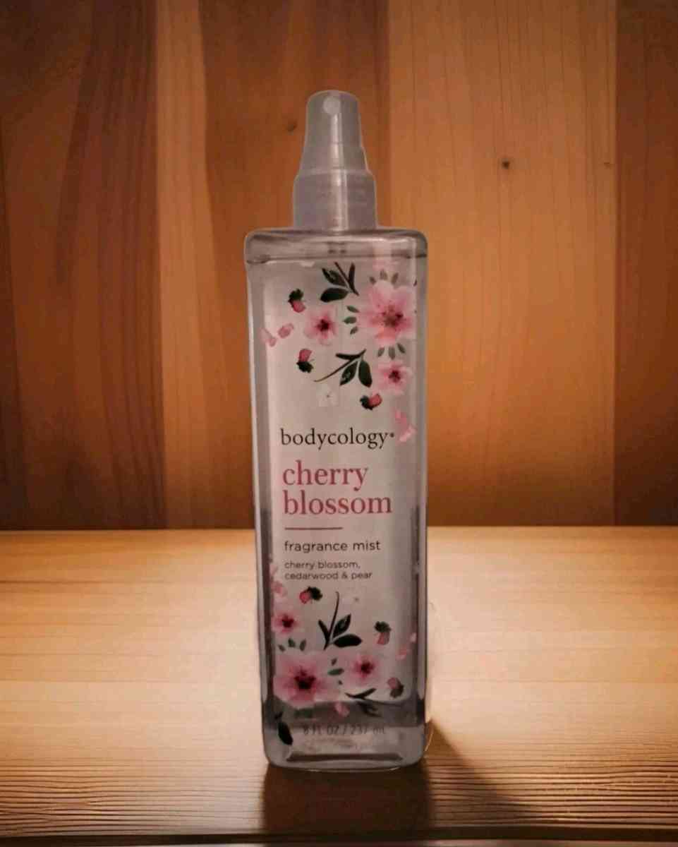 BUNDLE OF 2 WOMENS FRAGRANCE