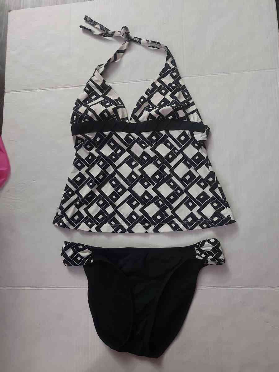 JAG Two Piece Geometric Halter Black White Bikini Size S