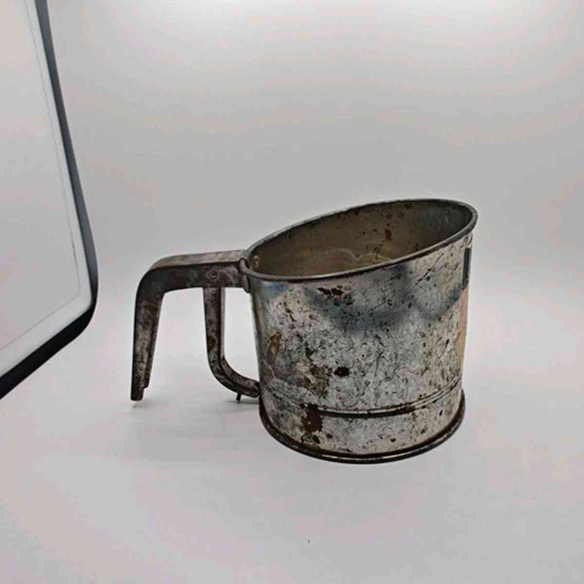 Vintage Bromco Flour Sifter kitchen Squeeze Handle farmhouse