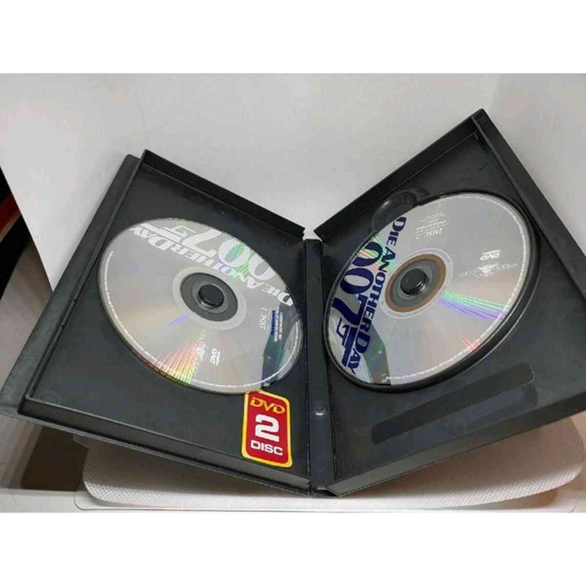 Die Another Day 007 Special Edition  James Bond DVD Set  Hal