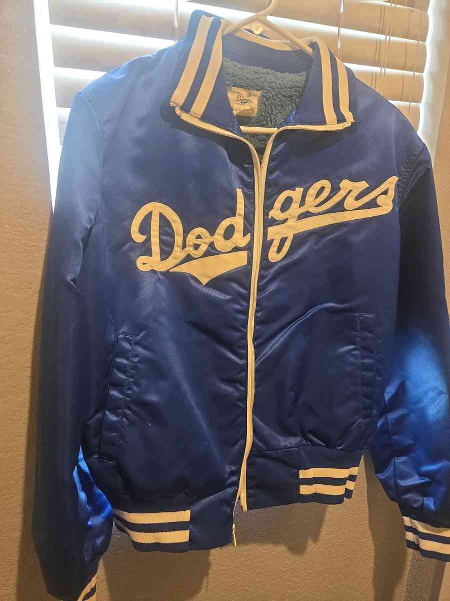 vintage dodgers jacket great condition size small