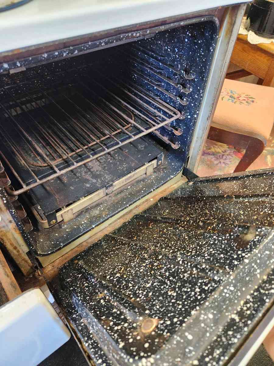 1930s 40s GE Hotpoint Electric Stove