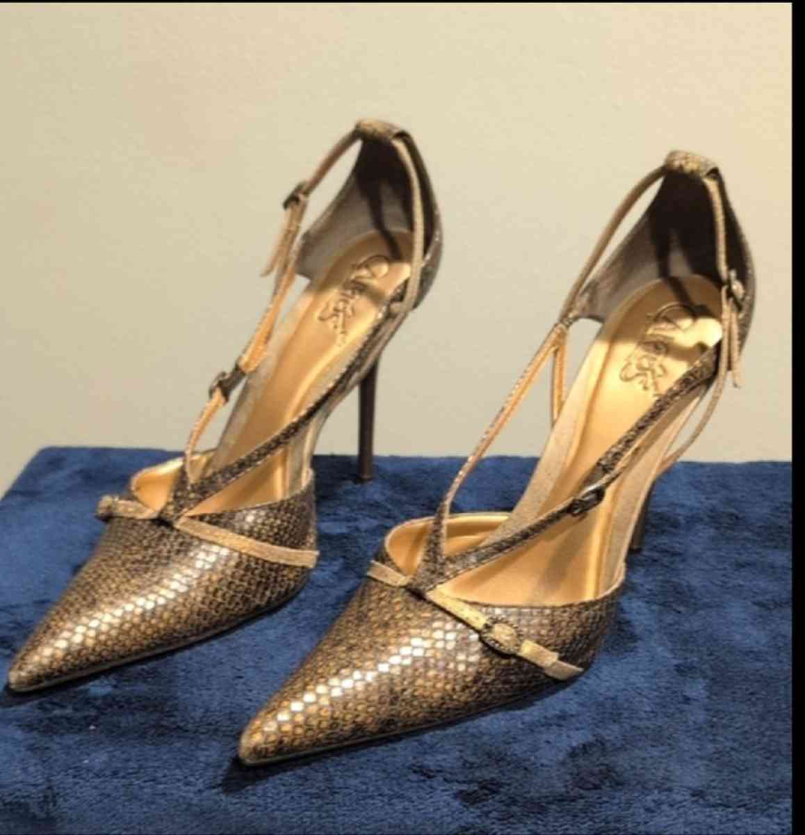 Brown Medium Heel PointedToe Shoes 10 medium