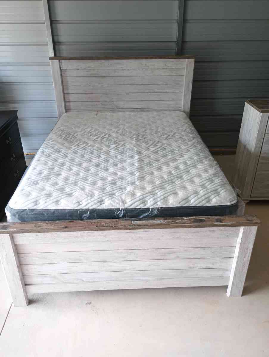 Ashley furniture Queen size bedroom set