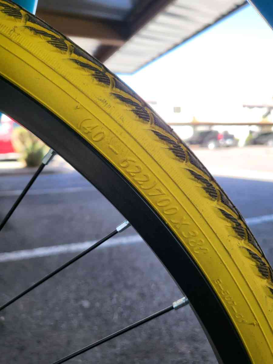 700c Kent Ridgeland Hybrid Bike