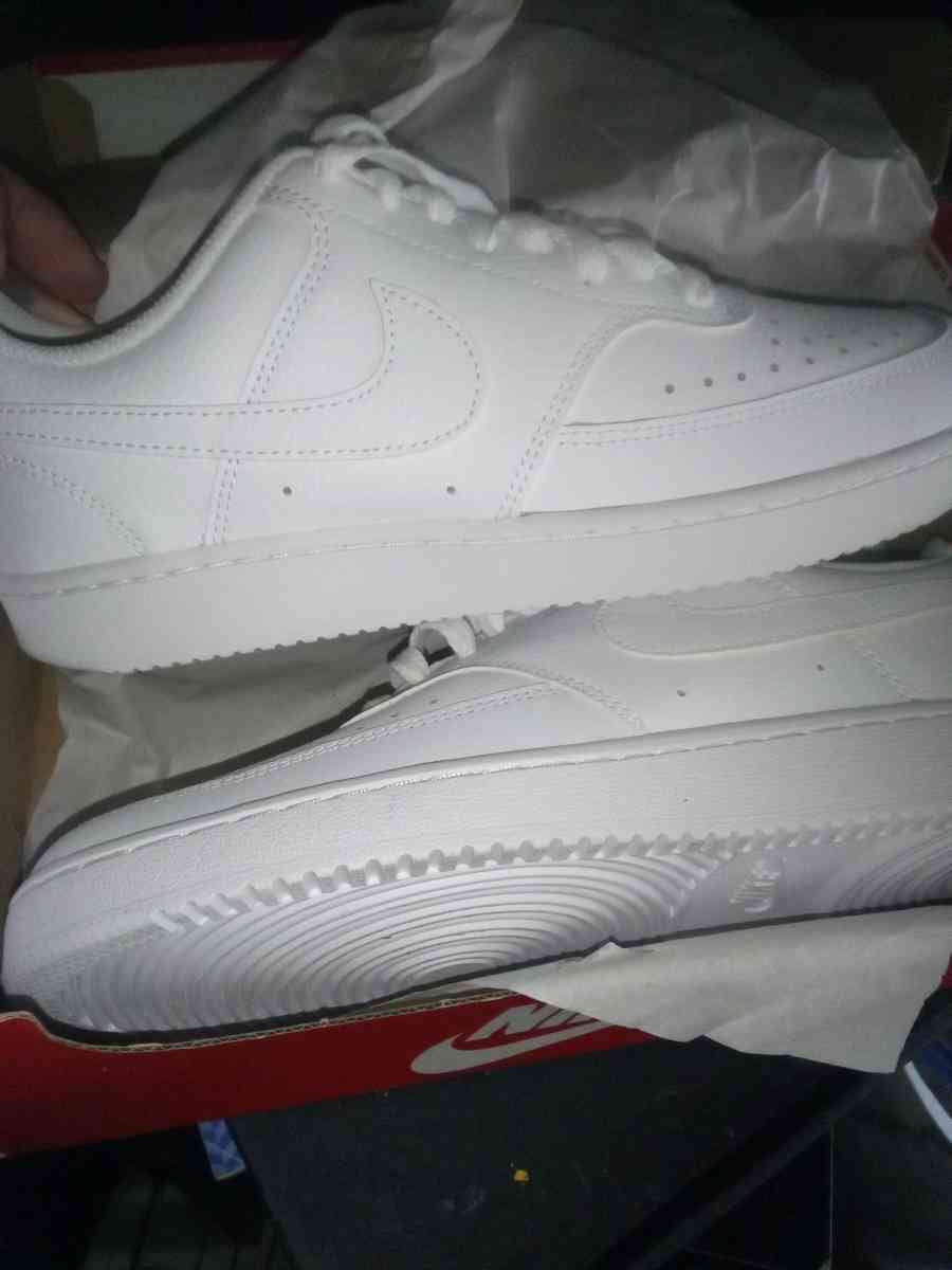 all white Nike Court womens size 8