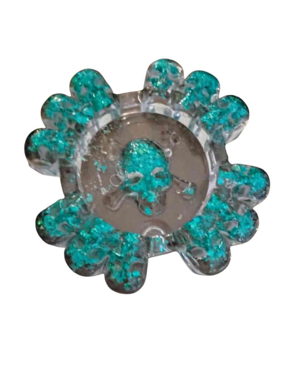 resin skull  number 1 ashtray