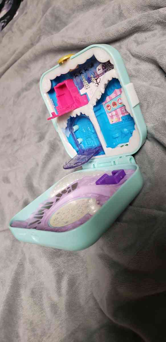 polly pocket
