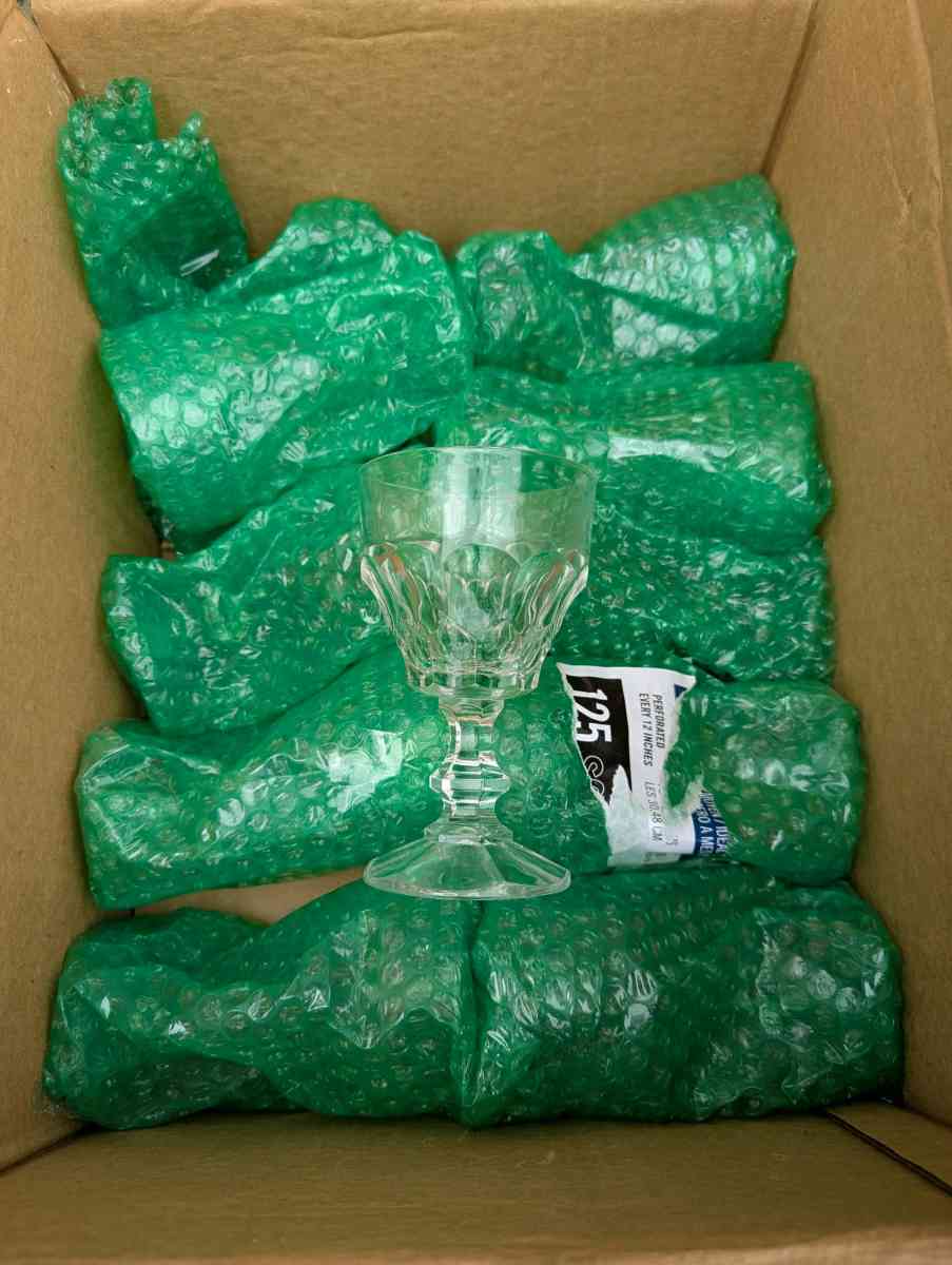 30 Vintage Stem Bottom Glasses