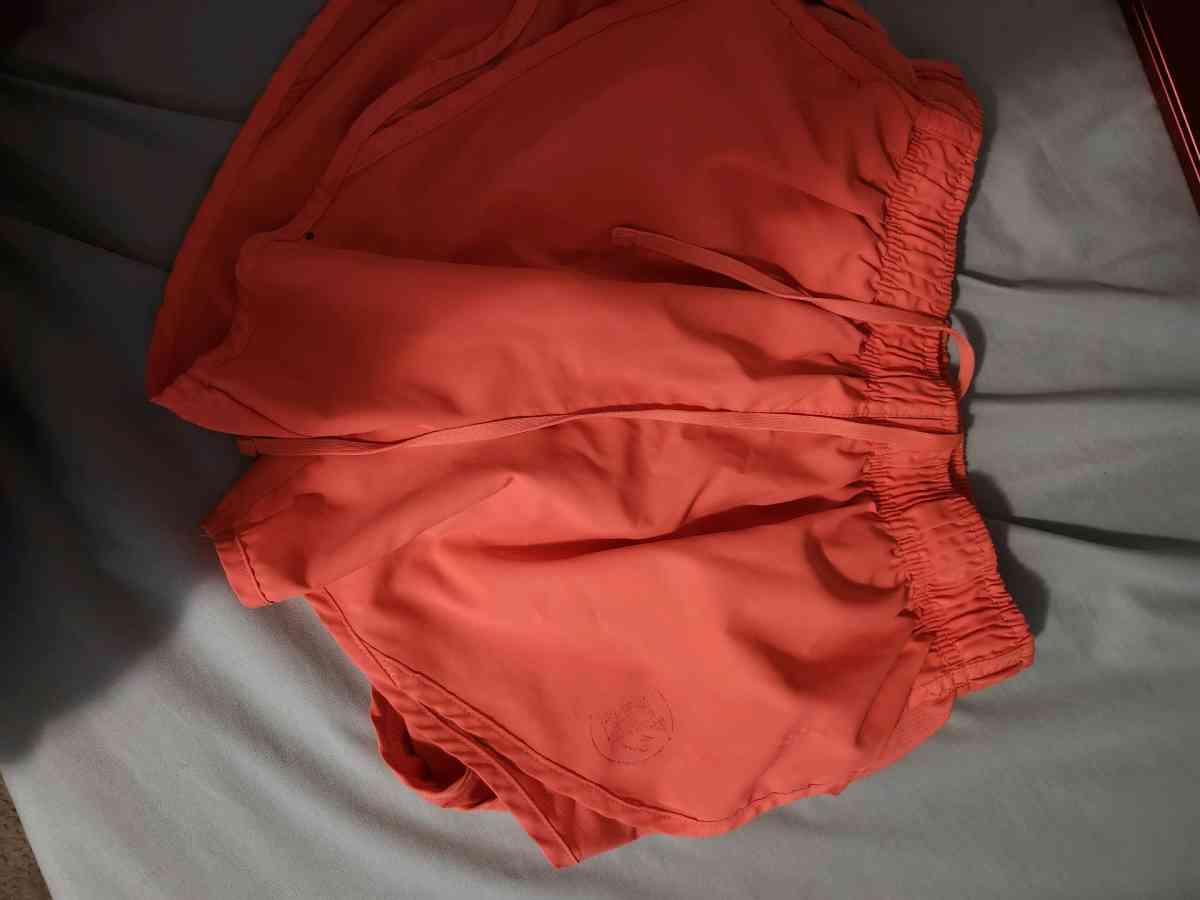 coral shorts