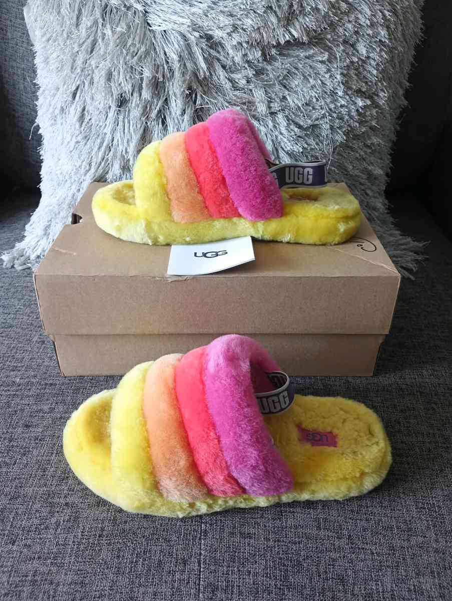 UGG Fluff Yeah Slide Kids Yellow Rainbow size 6 for women