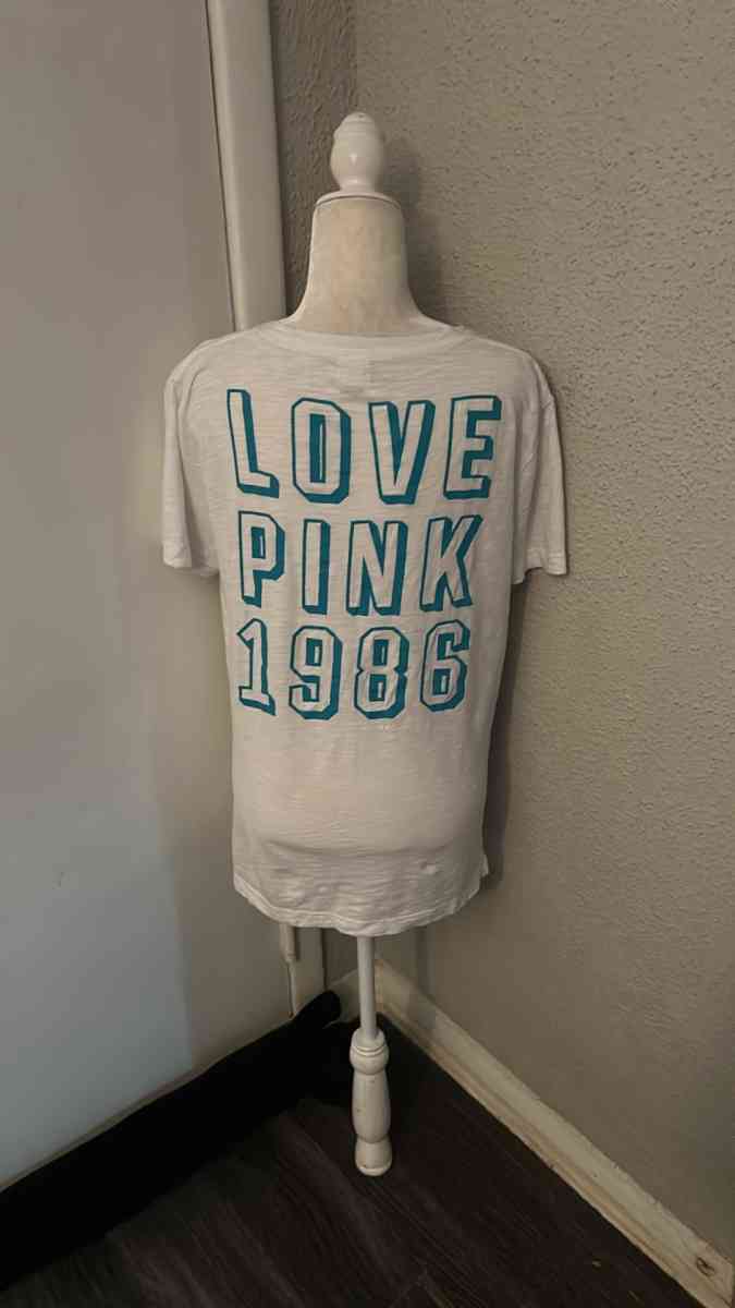 PINK Victoria Secret Short Sleeve Campus TShirt Size Small W