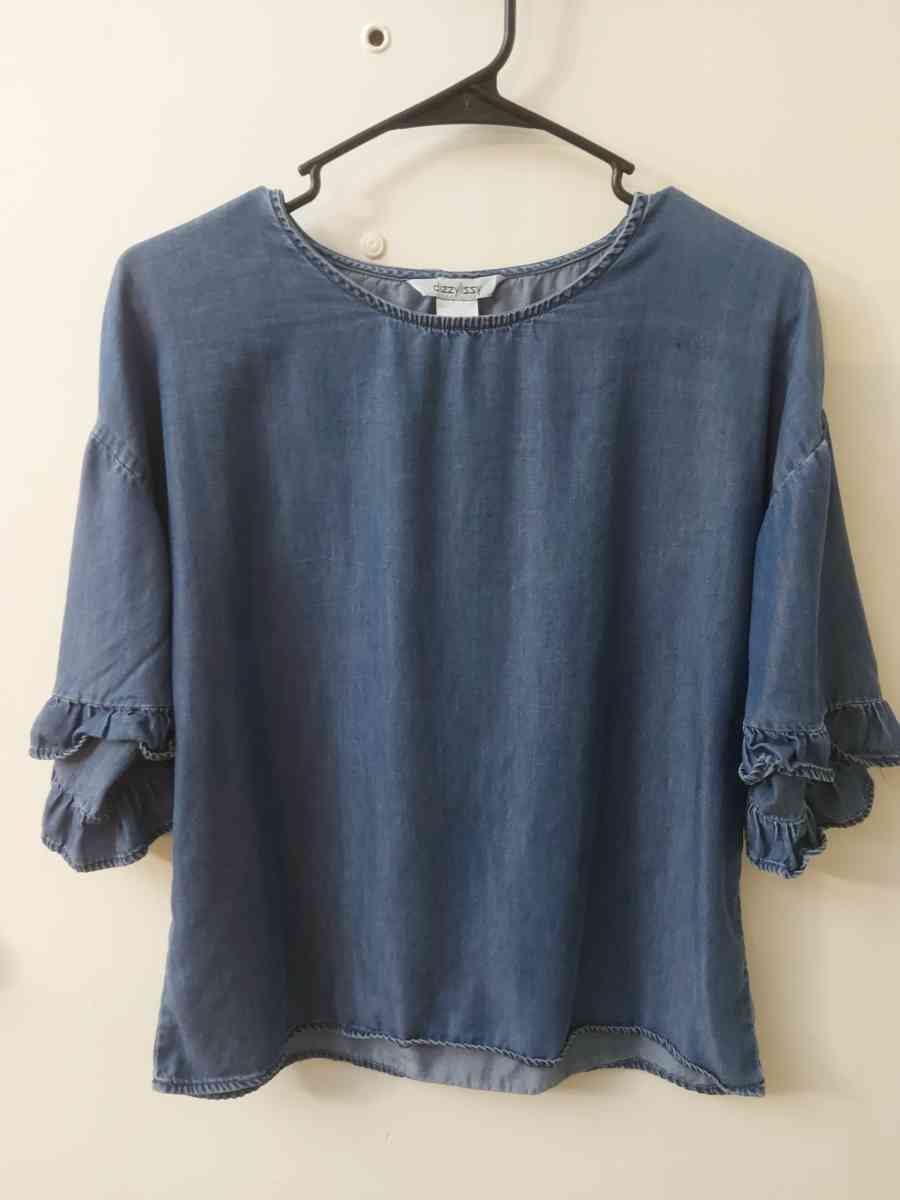 DizzyLissy Lightweight Denim Ruffle Top Size M Boho Festival