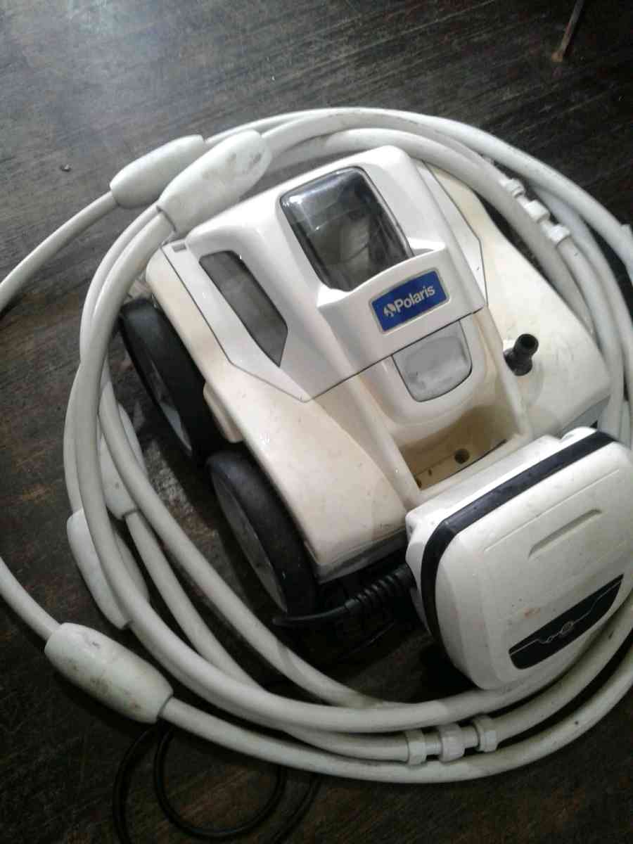 Polaris Quattro P40 Pool Cleaner