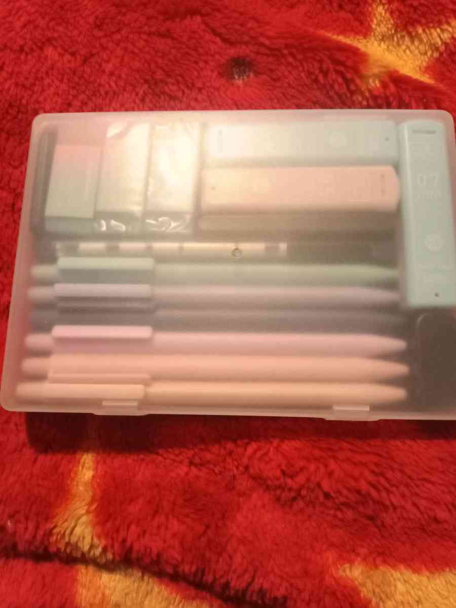 art set lead pencil with candles