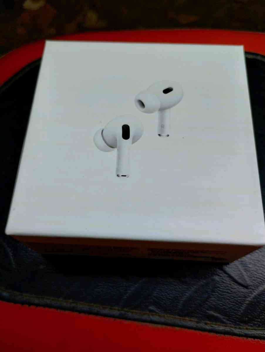 Apple AirPods Pro 2nd Generation with MagSafe Charging case