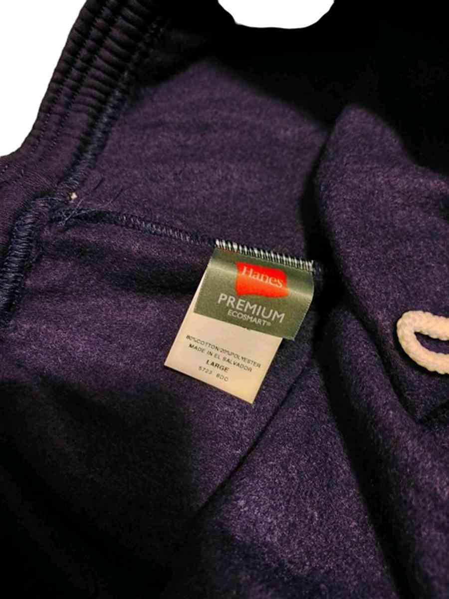 LAIDBACK COMFORT Your new weekend goto Hanes EcoSmart mens s