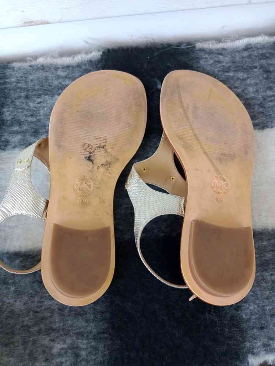 MICHAEL Michael Kors Plate Sandal Gold Metallic Snake Womens