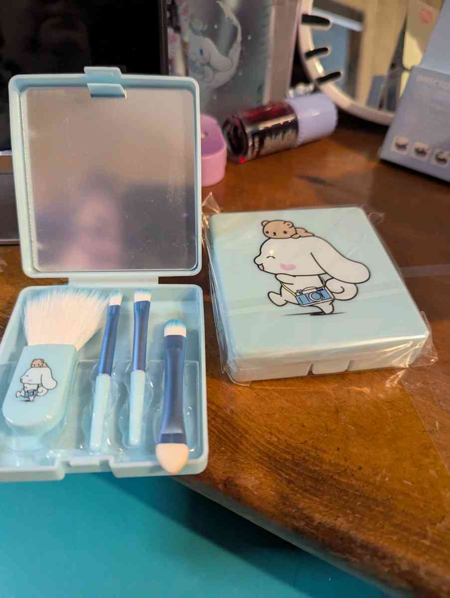 cinnamon roll makeup brushes kit