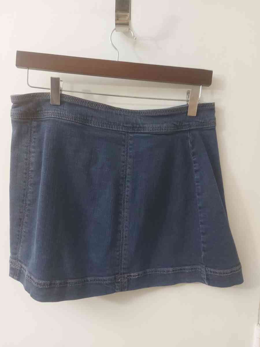 Free People Button Down Denim Skirt Size 6