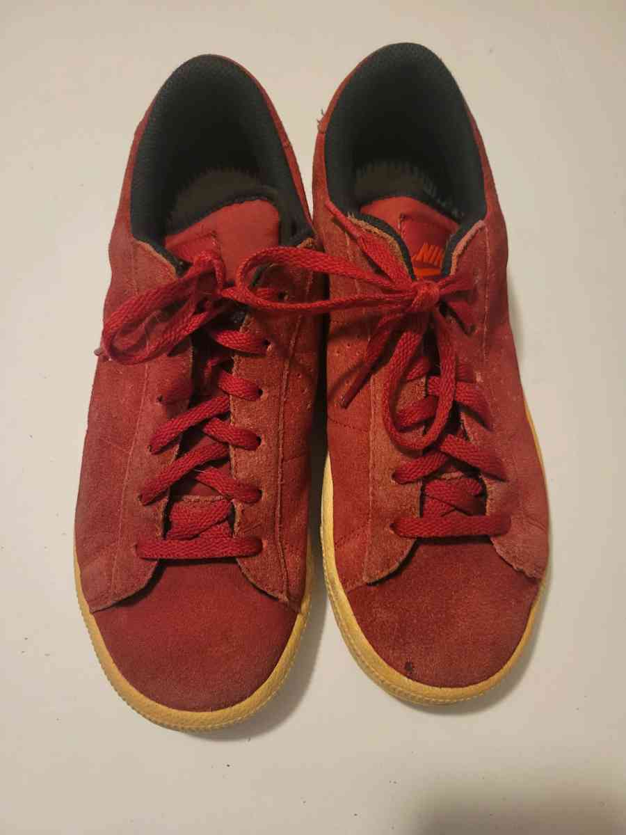 Size5Y Niki red seude sneakers