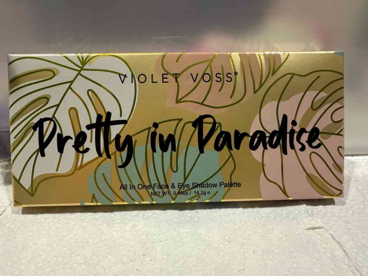 Violet Voss Pretty In Paradise All in one face  Eyeshadow Pa