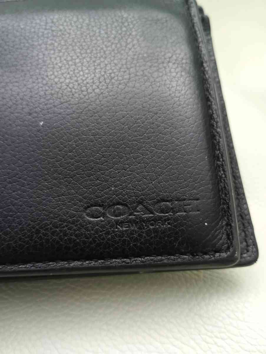 Coach Mens 3 In 1 Compact ID Wallet in Refine Pebble Leather