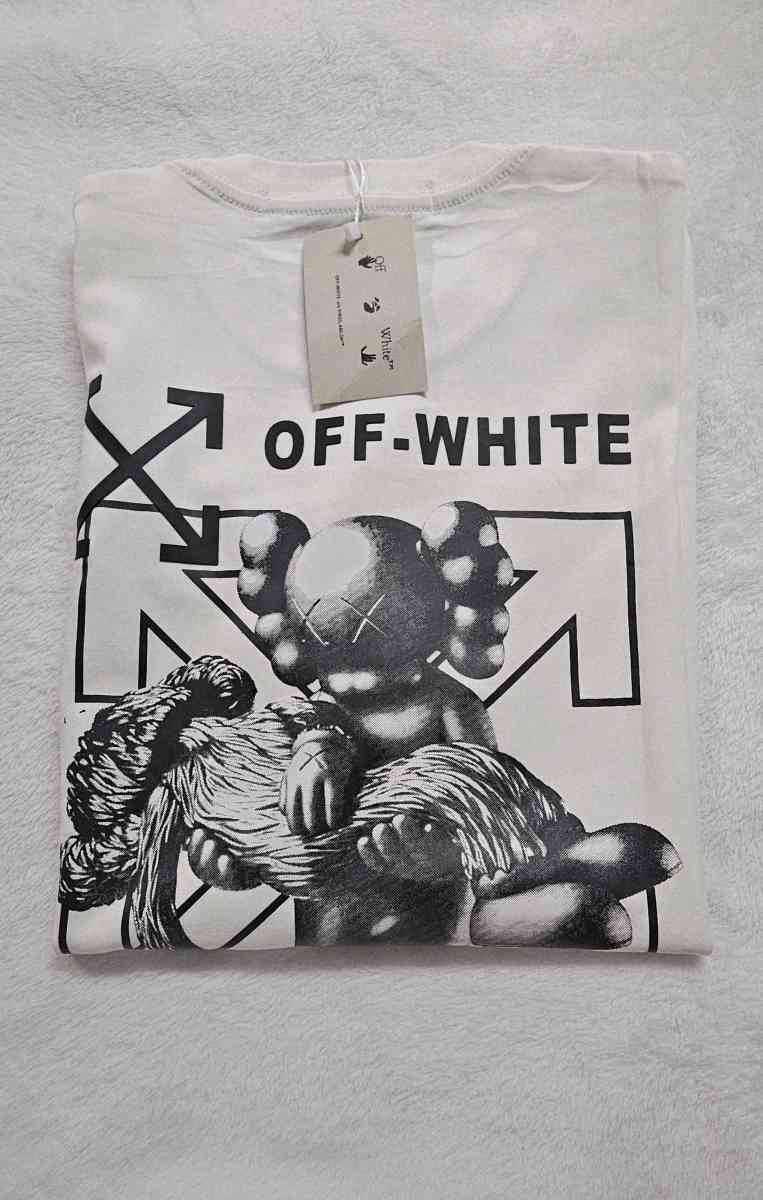 playera Off white Talla L Para hombre